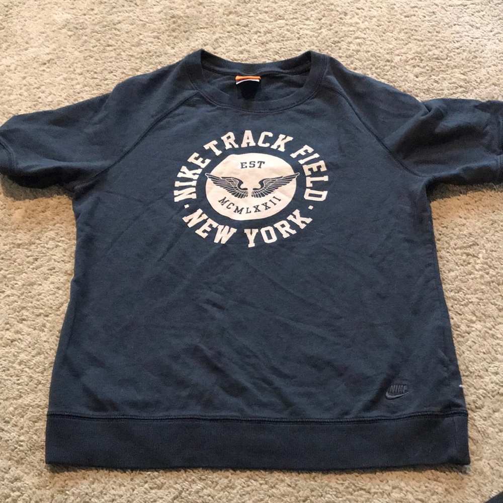 Nike short sleeve sweatshirt